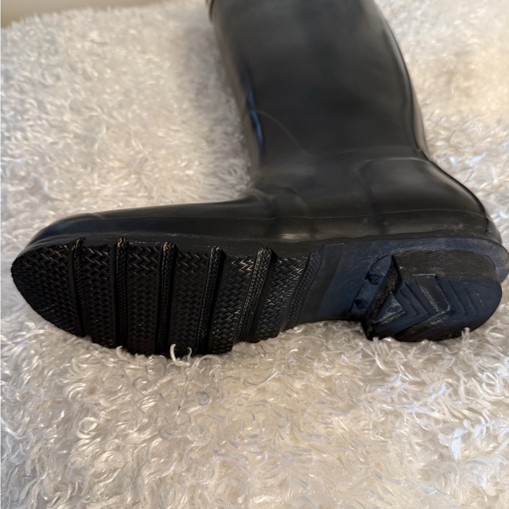 Hunter Black w/ Beige Patterned Interior Boots size 7M Excellent Used Condition - Picture 5 of 8